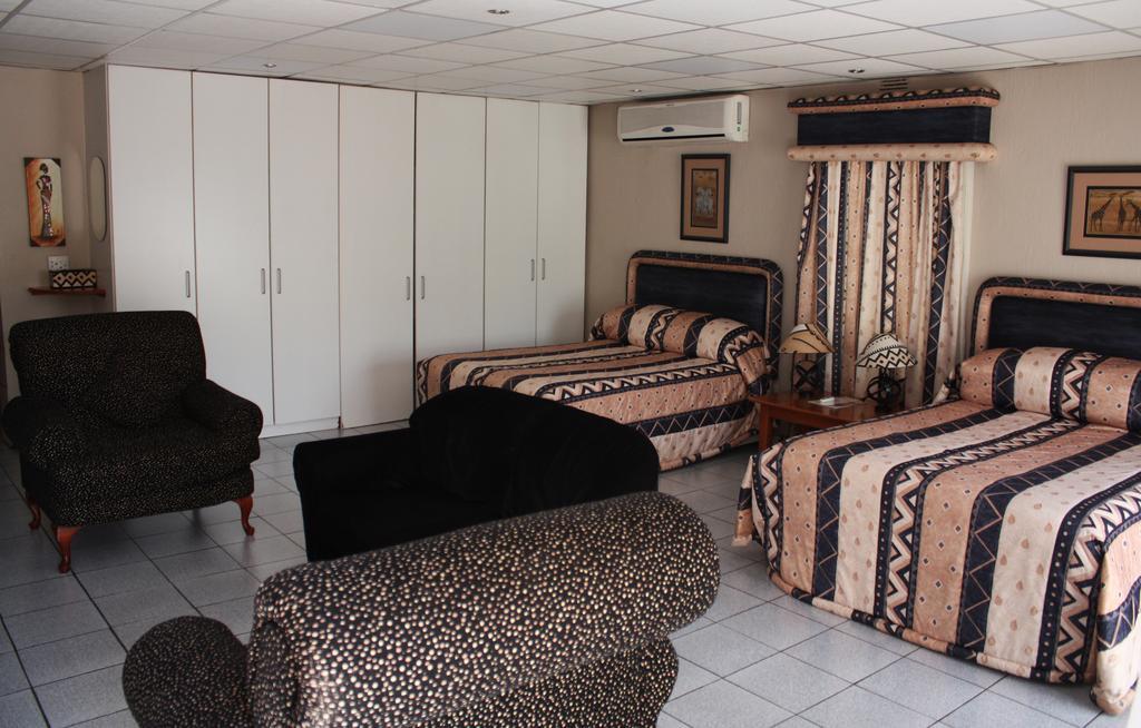 יוהנסבורג Eagles Nest Lodge חדר תמונה